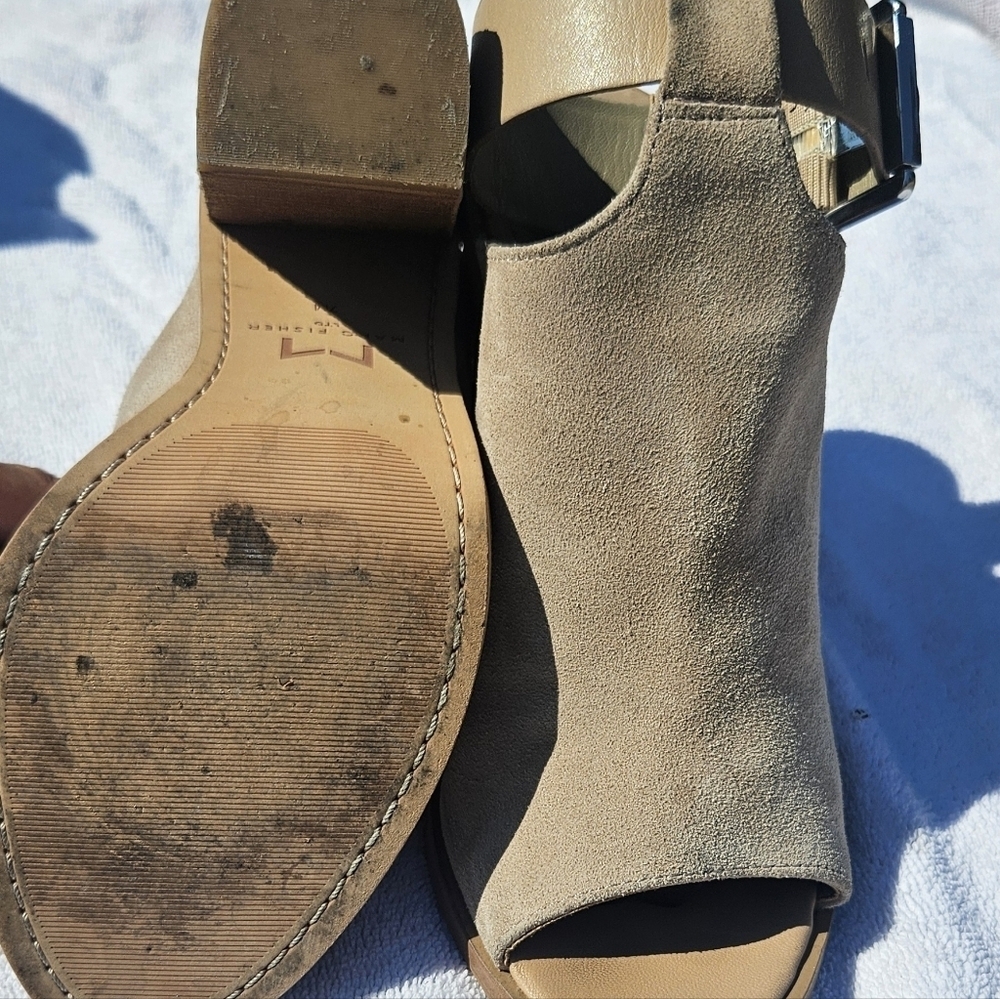 Marc Fisher ML Vashi Beige Tan Suede Leather Block Heel Ankle Strap Sandals 7M - Picture 8 of 11
